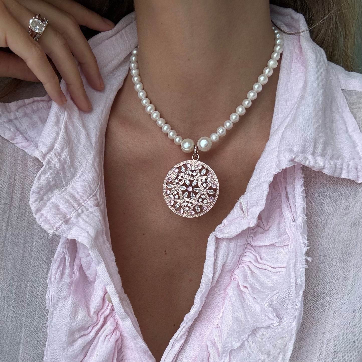 AMULETTE CHOKER - Lublu