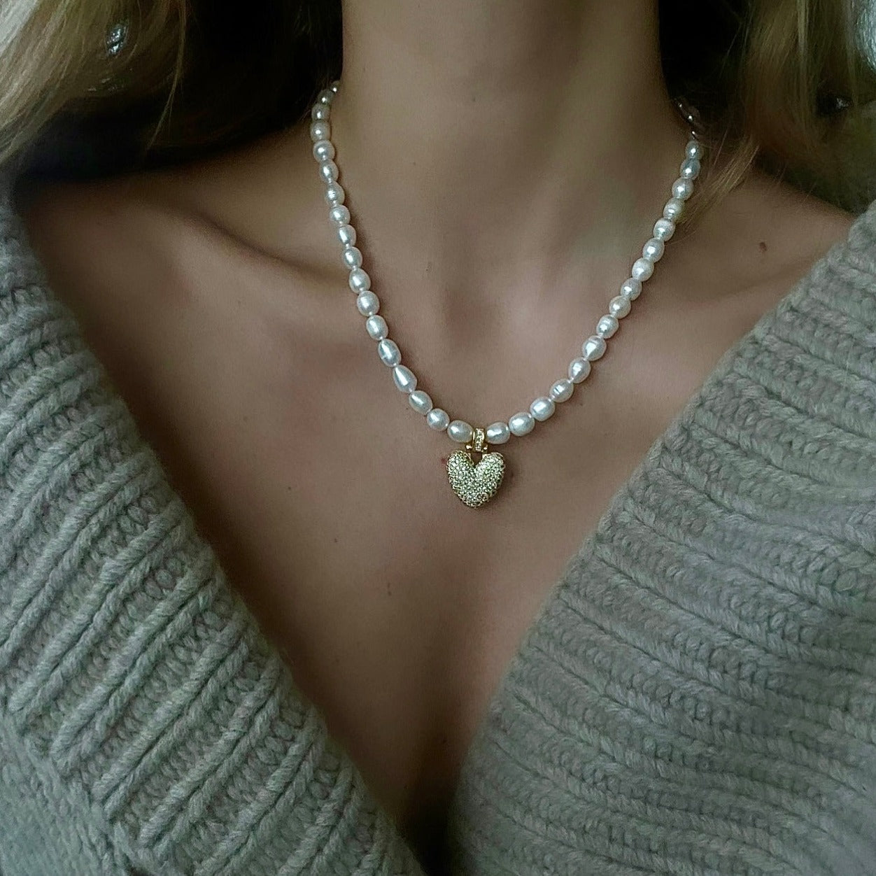 MAGIC MOMENT NECKLACE - Lublu