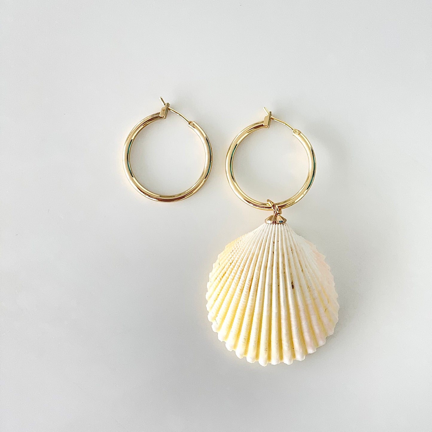 BOMB SHELL EARRINGS - Lublu